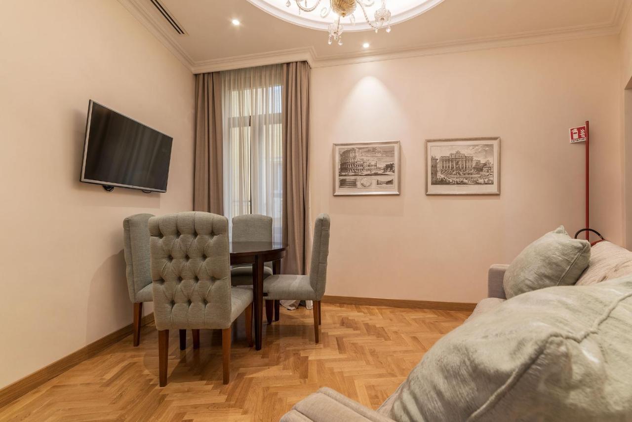 רומא 900 Apartments Lazio, Emilia & La Corte חדר תמונה