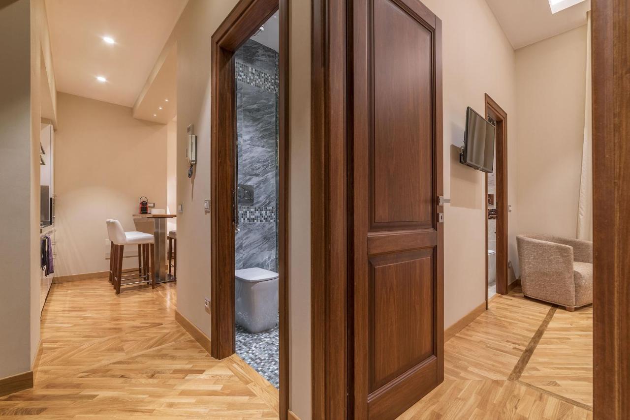 רומא 900 Apartments Lazio, Emilia & La Corte מראה חיצוני תמונה